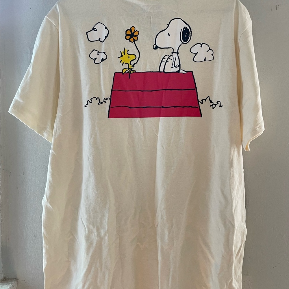 Cream Snoopy Graphic T-Shirt